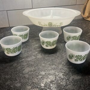 Vintage Glassbake divided casserole dish with matching dessert cups Gree…
